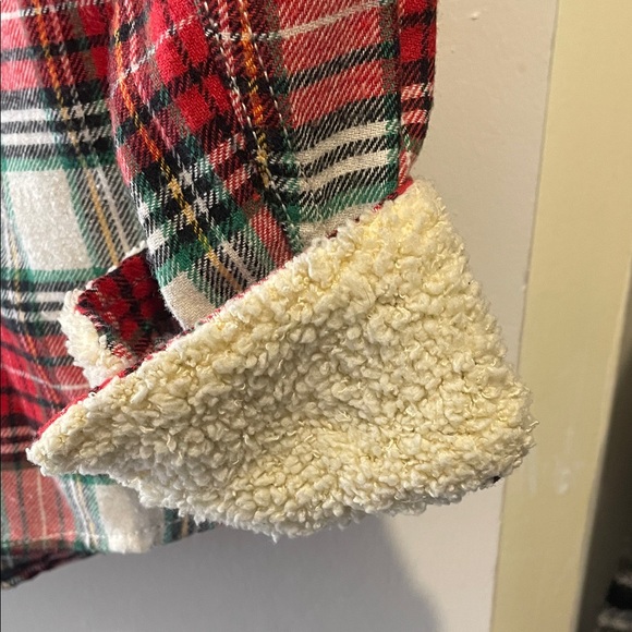 Men's Red and Green Plaid Button Down Shirt - Picture 3 of 3